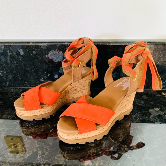 Sorel Joanie 11 High Ankle Wedge Orange Suede Laceup Sandals Size 6, Like New - Picture 10 of 10